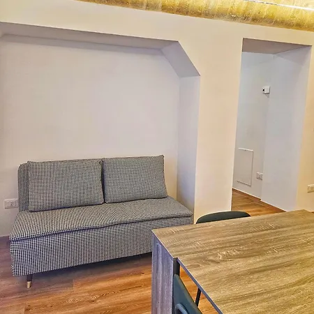 Maison Moni Apartment *